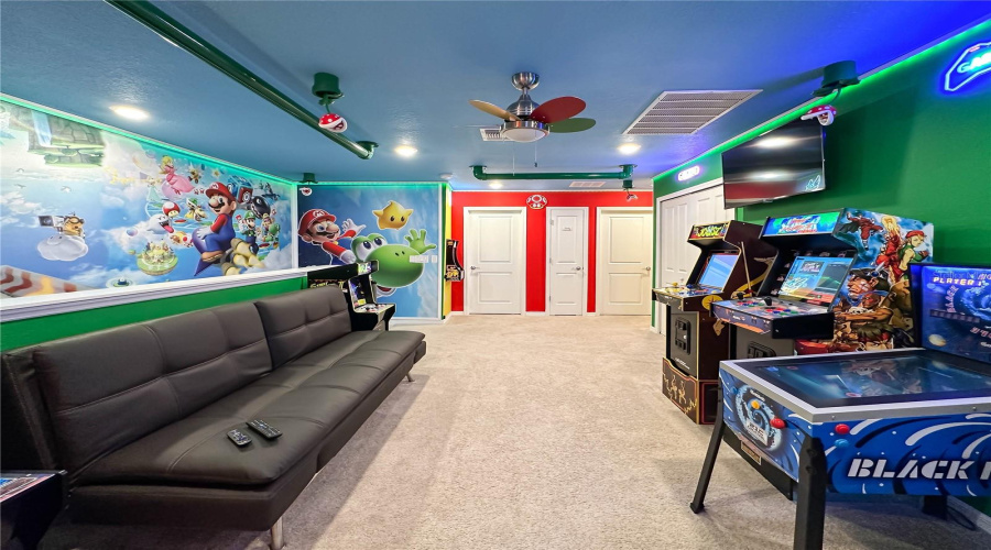 DAVENPORT, Florida 33897, 5 Bedrooms Bedrooms, ,4 BathroomsBathrooms,Residential,For Sale,LANA AVENUE,0,MFRO6328021