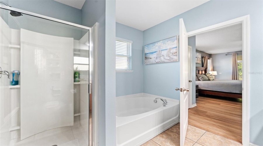 KISSIMMEE, Florida 34747, 6 Bedrooms Bedrooms, ,4 BathroomsBathrooms,Residential,For Sale,PAOLOS,0,MFRO6375865