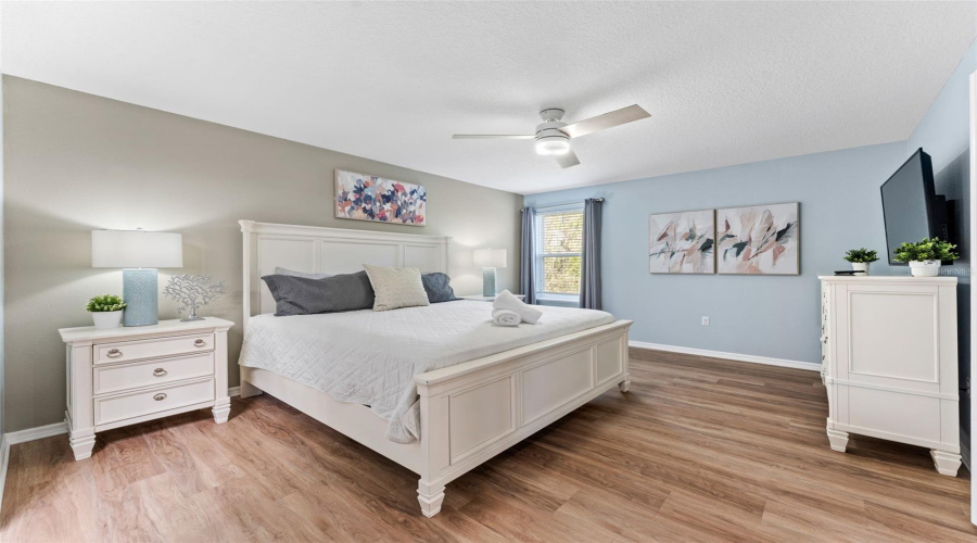 KISSIMMEE, Florida 34747, 6 Bedrooms Bedrooms, ,4 BathroomsBathrooms,Residential,For Sale,PAOLOS,0,MFRO6375865