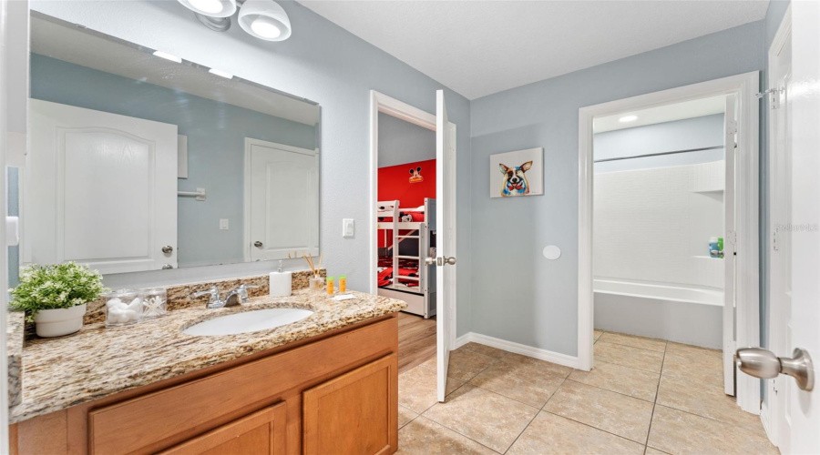 KISSIMMEE, Florida 34747, 6 Bedrooms Bedrooms, ,4 BathroomsBathrooms,Residential,For Sale,PAOLOS,0,MFRO6375865