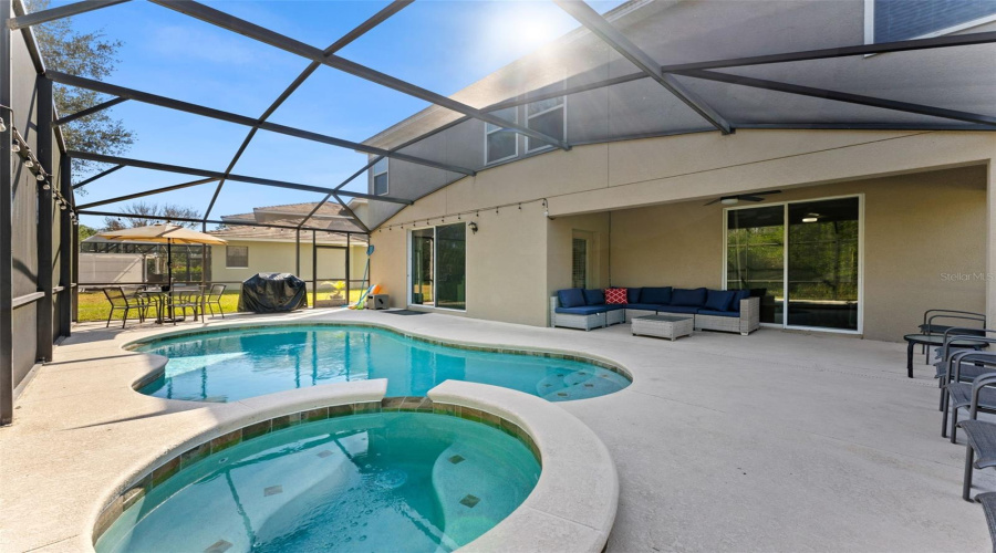 KISSIMMEE, Florida 34747, 6 Bedrooms Bedrooms, ,4 BathroomsBathrooms,Residential,For Sale,PAOLOS,0,MFRO6375865