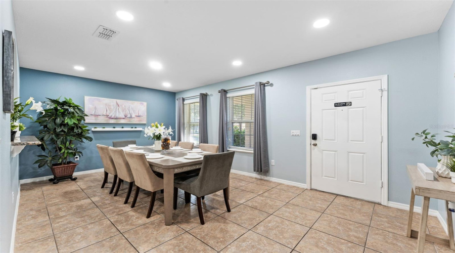 KISSIMMEE, Florida 34747, 6 Bedrooms Bedrooms, ,4 BathroomsBathrooms,Residential,For Sale,PAOLOS,0,MFRO6375865