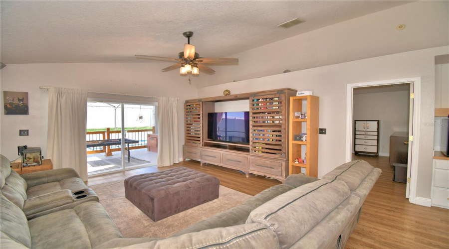 DAVENPORT, Florida 33837, 3 Bedrooms Bedrooms, ,2 BathroomsBathrooms,Residential,For Sale,DELANCEY,0,MFRP4937056