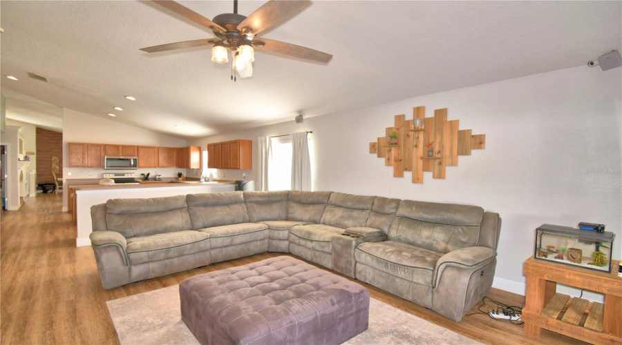 DAVENPORT, Florida 33837, 3 Bedrooms Bedrooms, ,2 BathroomsBathrooms,Residential,For Sale,DELANCEY,0,MFRP4937056