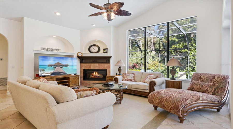 CELEBRATION, Florida 34747, 5 Bedrooms Bedrooms, ,5 BathroomsBathrooms,Residential,For Sale,OAK SHADOWS,0,MFRO6374944