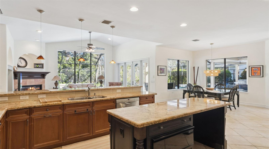 CELEBRATION, Florida 34747, 5 Bedrooms Bedrooms, ,5 BathroomsBathrooms,Residential,For Sale,OAK SHADOWS,0,MFRO6374944