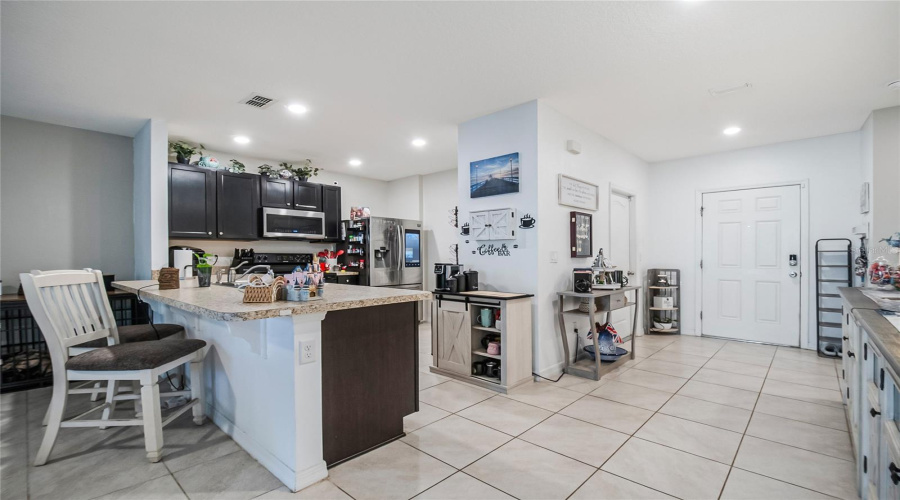 KISSIMMEE, Florida 34747, 3 Bedrooms Bedrooms, ,2 BathroomsBathrooms,Residential,For Sale,ALBA,0,MFRO6375959