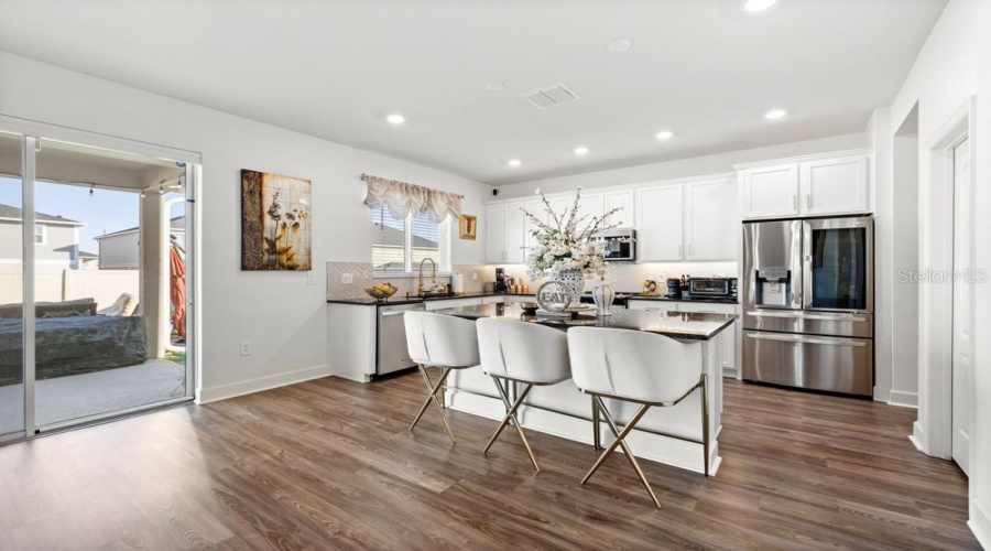 DAVENPORT, Florida 33896, 5 Bedrooms Bedrooms, ,3 BathroomsBathrooms,Residential,For Sale,HOOTEN WAY,0,MFRO6370481