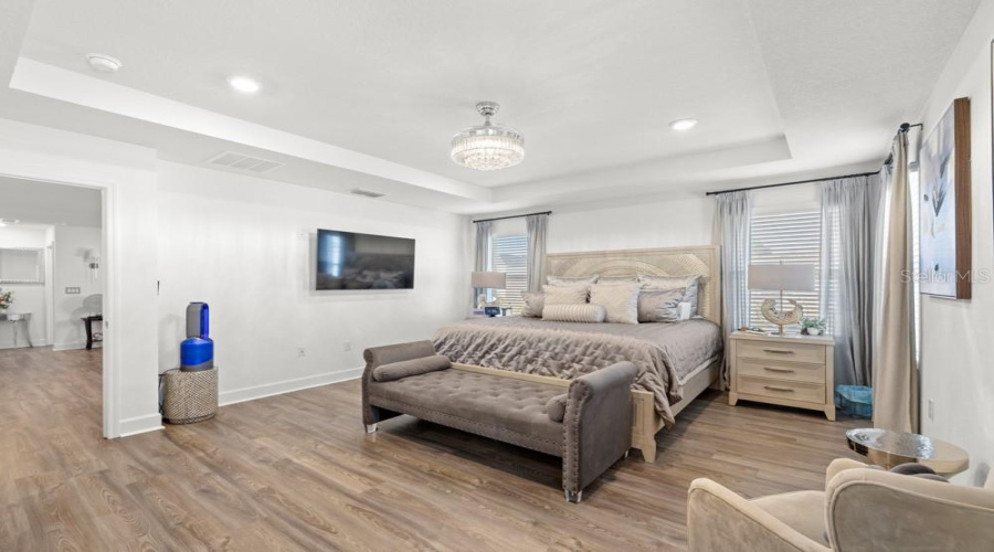 DAVENPORT, Florida 33896, 5 Bedrooms Bedrooms, ,3 BathroomsBathrooms,Residential,For Sale,HOOTEN WAY,0,MFRO6370481