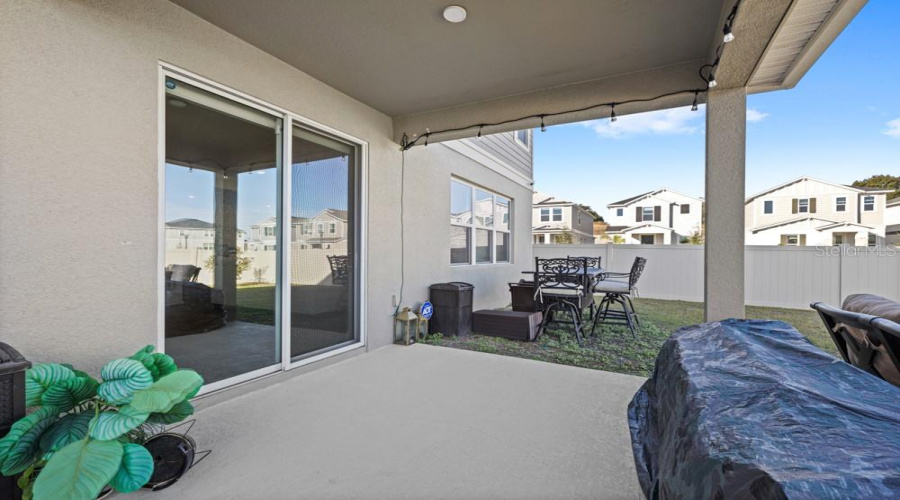 DAVENPORT, Florida 33896, 5 Bedrooms Bedrooms, ,3 BathroomsBathrooms,Residential,For Sale,HOOTEN WAY,0,MFRO6370481