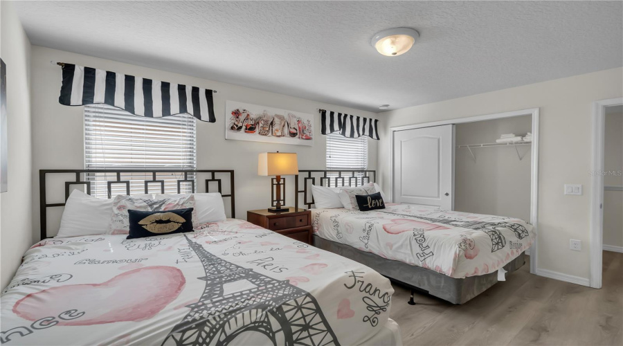 KISSIMMEE, Florida 34747, 8 Bedrooms Bedrooms, ,6 BathroomsBathrooms,Residential,For Sale,RHODES,0,MFRO6327522