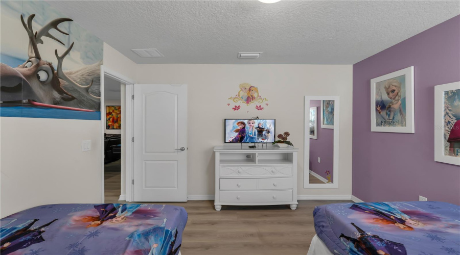 KISSIMMEE, Florida 34747, 8 Bedrooms Bedrooms, ,6 BathroomsBathrooms,Residential,For Sale,RHODES,0,MFRO6327522