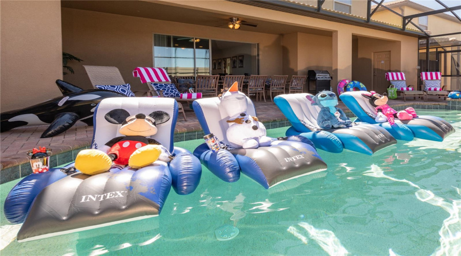 KISSIMMEE, Florida 34747, 8 Bedrooms Bedrooms, ,6 BathroomsBathrooms,Residential,For Sale,RHODES,0,MFRO6327522