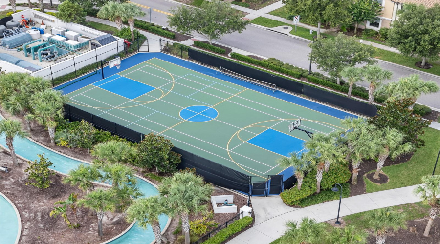 KISSIMMEE, Florida 34747, 8 Bedrooms Bedrooms, ,6 BathroomsBathrooms,Residential,For Sale,RHODES,0,MFRO6327522