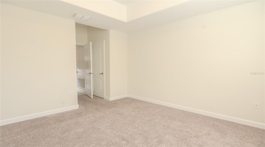 DAVENPORT, Florida 33896, 4 Bedrooms Bedrooms, ,4 BathroomsBathrooms,Residential,For Sale,SHINNECOCK HILLS,0,MFRO6376273