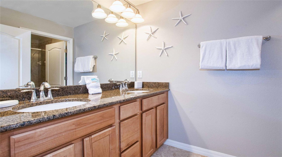 KISSIMMEE, Florida 34747, 4 Bedrooms Bedrooms, ,3 BathroomsBathrooms,Residential,For Sale,CANDY PALM,0,MFRS5124216