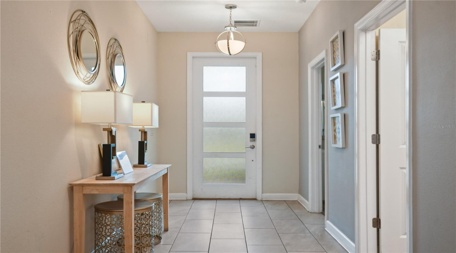 DAVENPORT, Florida 33896, 8 Bedrooms Bedrooms, ,5 BathroomsBathrooms,Residential,For Sale,CABOT CLIFFS,0,MFRO6376262