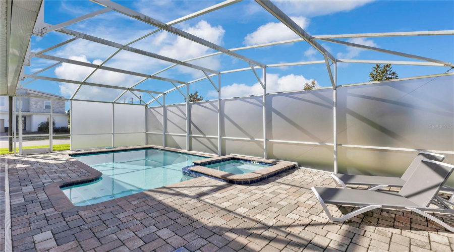 DAVENPORT, Florida 33896, 8 Bedrooms Bedrooms, ,5 BathroomsBathrooms,Residential,For Sale,CABOT CLIFFS,0,MFRO6376262