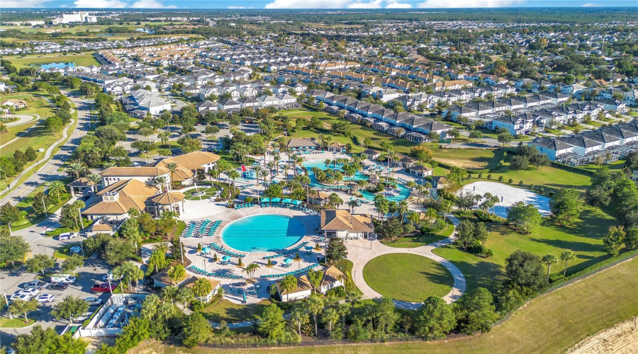 DAVENPORT, Florida 33896, 8 Bedrooms Bedrooms, ,5 BathroomsBathrooms,Residential,For Sale,CABOT CLIFFS,0,MFRO6376262