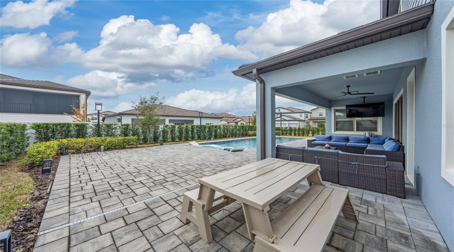 ORLANDO, Florida 32836, 4 Bedrooms Bedrooms, ,4 BathroomsBathrooms,Residential,For Sale,LEAF GROVE CIRCLE,0,MFRS5142215