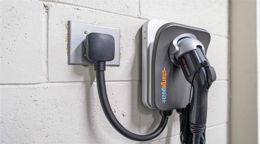 ORLANDO, Florida 32836, 4 Bedrooms Bedrooms, ,4 BathroomsBathrooms,Residential,For Sale,LEAF GROVE CIRCLE,0,MFRS5142215