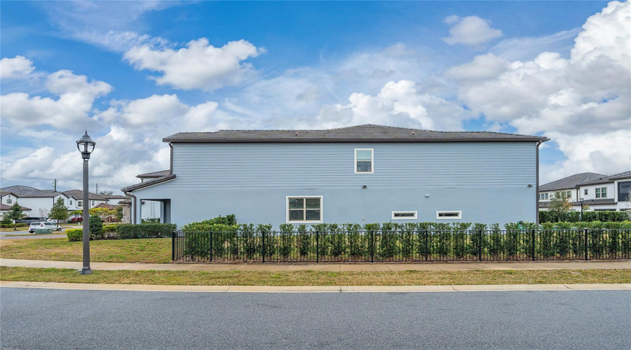 ORLANDO, Florida 32836, 4 Bedrooms Bedrooms, ,4 BathroomsBathrooms,Residential,For Sale,LEAF GROVE CIRCLE,0,MFRS5142215