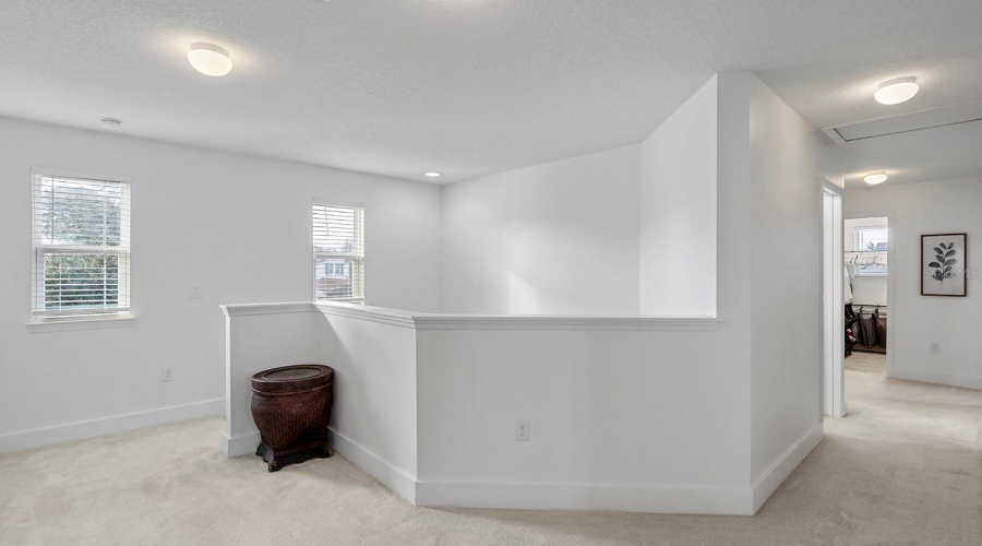 ORLANDO, Florida 32836, 5 Bedrooms Bedrooms, ,3 BathroomsBathrooms,Residential,For Sale,CHATEAUBRIAND AVE.,0,MFRO6375618