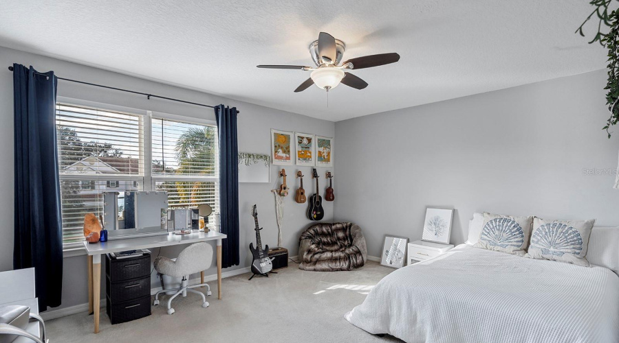 ORLANDO, Florida 32836, 5 Bedrooms Bedrooms, ,3 BathroomsBathrooms,Residential,For Sale,CHATEAUBRIAND AVE.,0,MFRO6375618