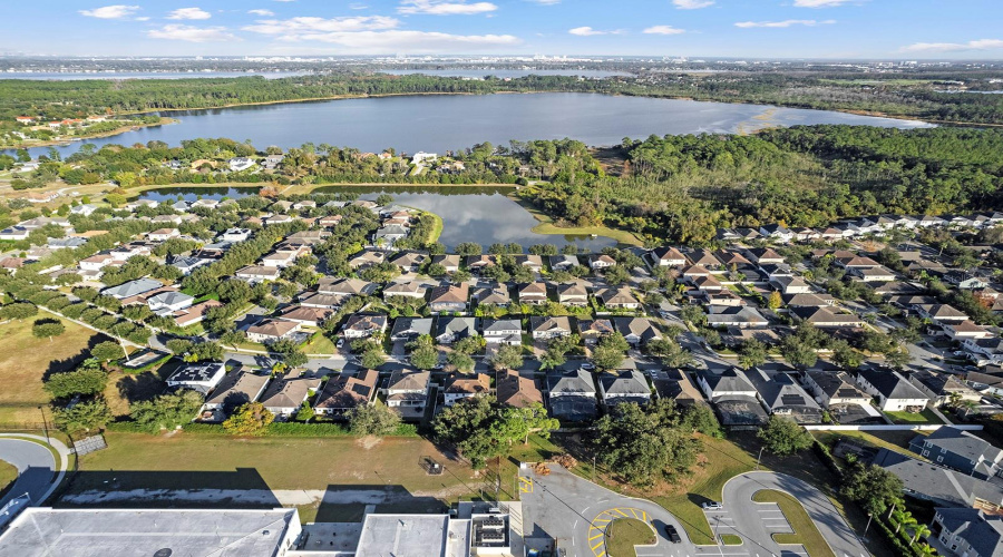 ORLANDO, Florida 32836, 5 Bedrooms Bedrooms, ,3 BathroomsBathrooms,Residential,For Sale,CHATEAUBRIAND AVE.,0,MFRO6375618