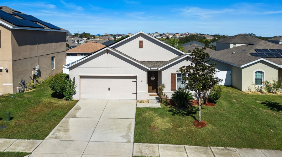 DAVENPORT, Florida 33837, 4 Bedrooms Bedrooms, ,2 BathroomsBathrooms,Residential,For Sale,NOVA,0,MFRO6253186