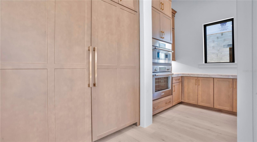 ORLANDO, Florida 32836, 5 Bedrooms Bedrooms, ,6 BathroomsBathrooms,Residential,For Sale,SHEEN SOUND,0,MFRO6373716