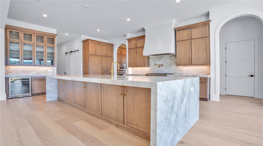 ORLANDO, Florida 32836, 5 Bedrooms Bedrooms, ,6 BathroomsBathrooms,Residential,For Sale,SHEEN SOUND,0,MFRO6373716