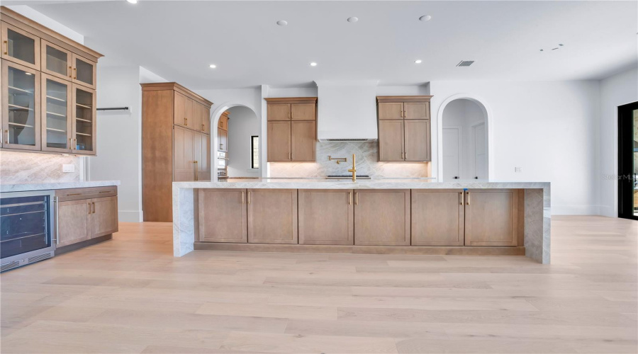 ORLANDO, Florida 32836, 5 Bedrooms Bedrooms, ,6 BathroomsBathrooms,Residential,For Sale,SHEEN SOUND,0,MFRO6373716