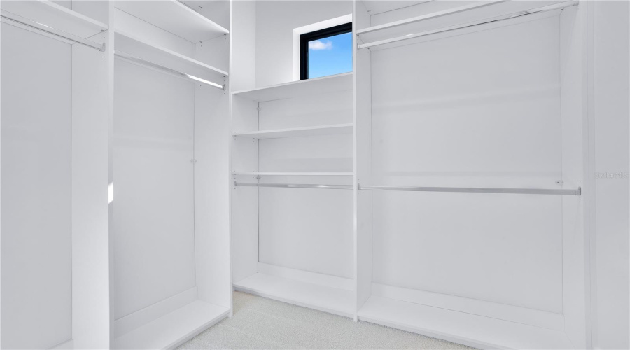 ORLANDO, Florida 32836, 5 Bedrooms Bedrooms, ,6 BathroomsBathrooms,Residential,For Sale,SHEEN SOUND,0,MFRO6373716