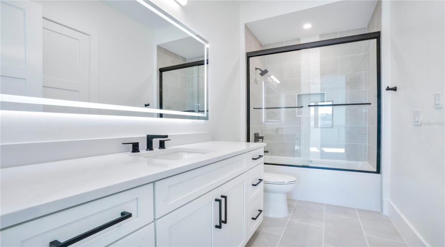 ORLANDO, Florida 32836, 5 Bedrooms Bedrooms, ,6 BathroomsBathrooms,Residential,For Sale,SHEEN SOUND,0,MFRO6373716