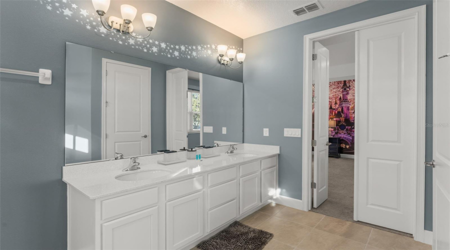 REUNION, Florida 34747, 5 Bedrooms Bedrooms, ,5 BathroomsBathrooms,Residential,For Sale,FAIRVIEW,0,MFRO6376110