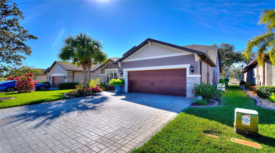 DAVENPORT, Florida 33837, 3 Bedrooms Bedrooms, ,3 BathroomsBathrooms,Residential,For Sale,MAGELLAN,0,MFRS5141674