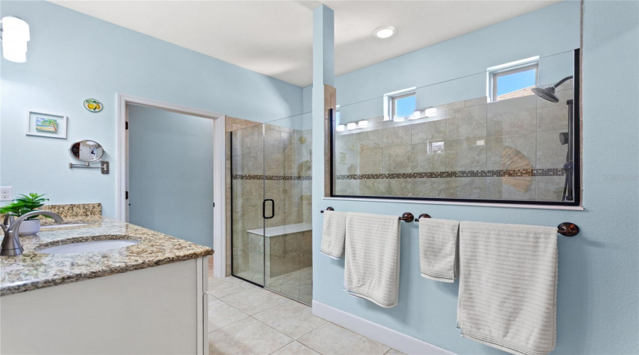 Primary Ensuite Bath