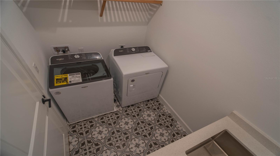 CELEBRATION, Florida 34747, 4 Bedrooms Bedrooms, ,3 BathroomsBathrooms,Residential,For Sale,ESTUARY LAKE,0,MFRO6324447