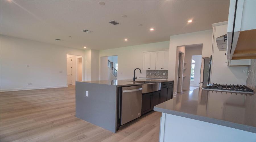 CELEBRATION, Florida 34747, 4 Bedrooms Bedrooms, ,3 BathroomsBathrooms,Residential,For Sale,ESTUARY LAKE,0,MFRO6324447