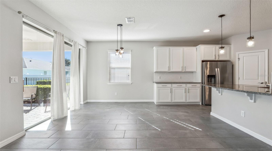 Light and Bright space!