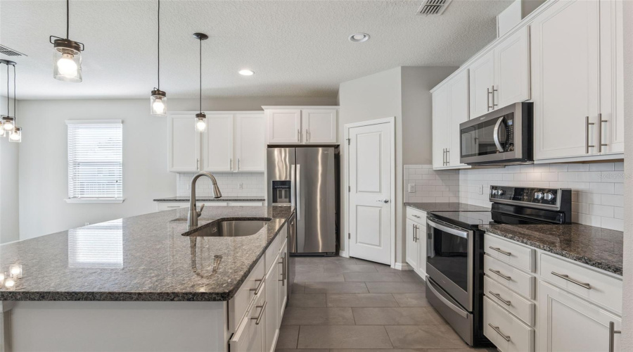 LARGE Island and Microwave is VENTED to Exterior