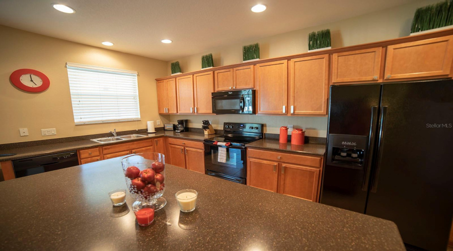 KISSIMMEE, Florida 34746, 4 Bedrooms Bedrooms, ,2 BathroomsBathrooms,Residential,For Sale,TOURMALINE,0,MFRS5142294