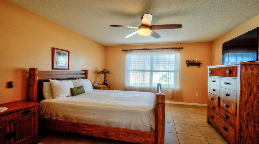 Master Bedroom - other angle