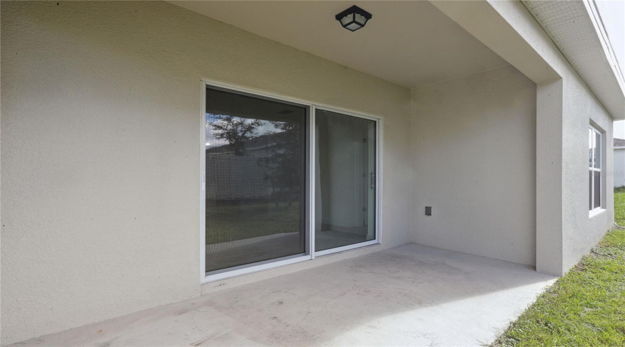 DAVENPORT, Florida 33837, 4 Bedrooms Bedrooms, ,2 BathroomsBathrooms,Residential,For Sale,SWAN SWIM,0,MFRO6342530