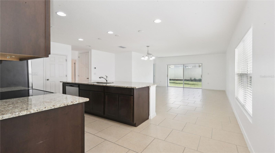 DAVENPORT, Florida 33837, 4 Bedrooms Bedrooms, ,2 BathroomsBathrooms,Residential,For Sale,SWAN SWIM,0,MFRO6342530