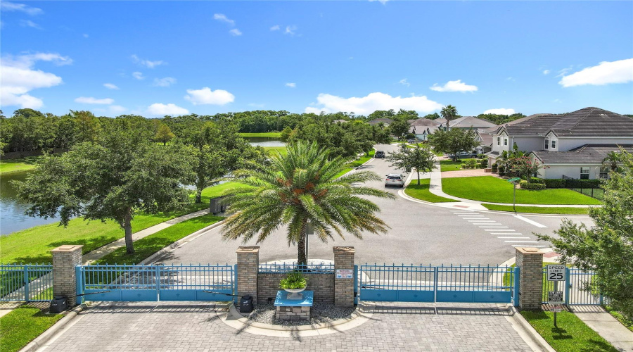 ORLANDO, Florida 32836, 5 Bedrooms Bedrooms, ,4 BathroomsBathrooms,Residential,For Sale,LAVANDE,0,MFRO6320957