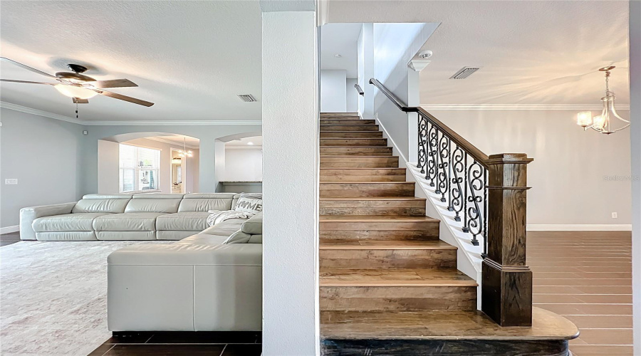 ORLANDO, Florida 32836, 5 Bedrooms Bedrooms, ,4 BathroomsBathrooms,Residential,For Sale,LAVANDE,0,MFRO6320957