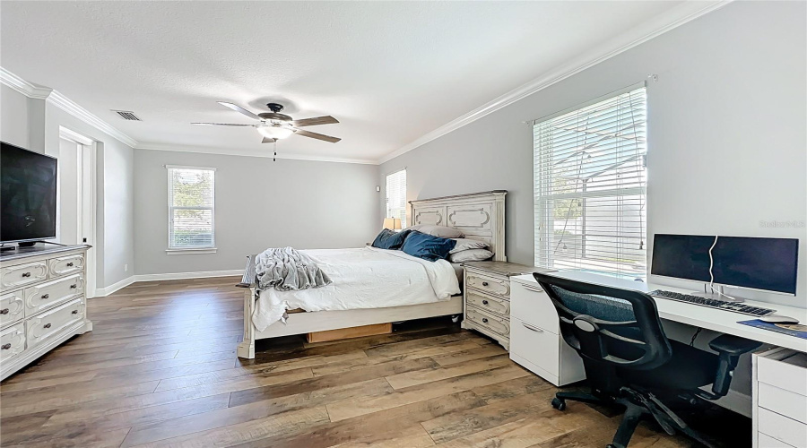 ORLANDO, Florida 32836, 5 Bedrooms Bedrooms, ,4 BathroomsBathrooms,Residential,For Sale,LAVANDE,0,MFRO6320957