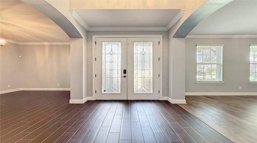 ORLANDO, Florida 32836, 5 Bedrooms Bedrooms, ,4 BathroomsBathrooms,Residential,For Sale,LAVANDE,0,MFRO6320957